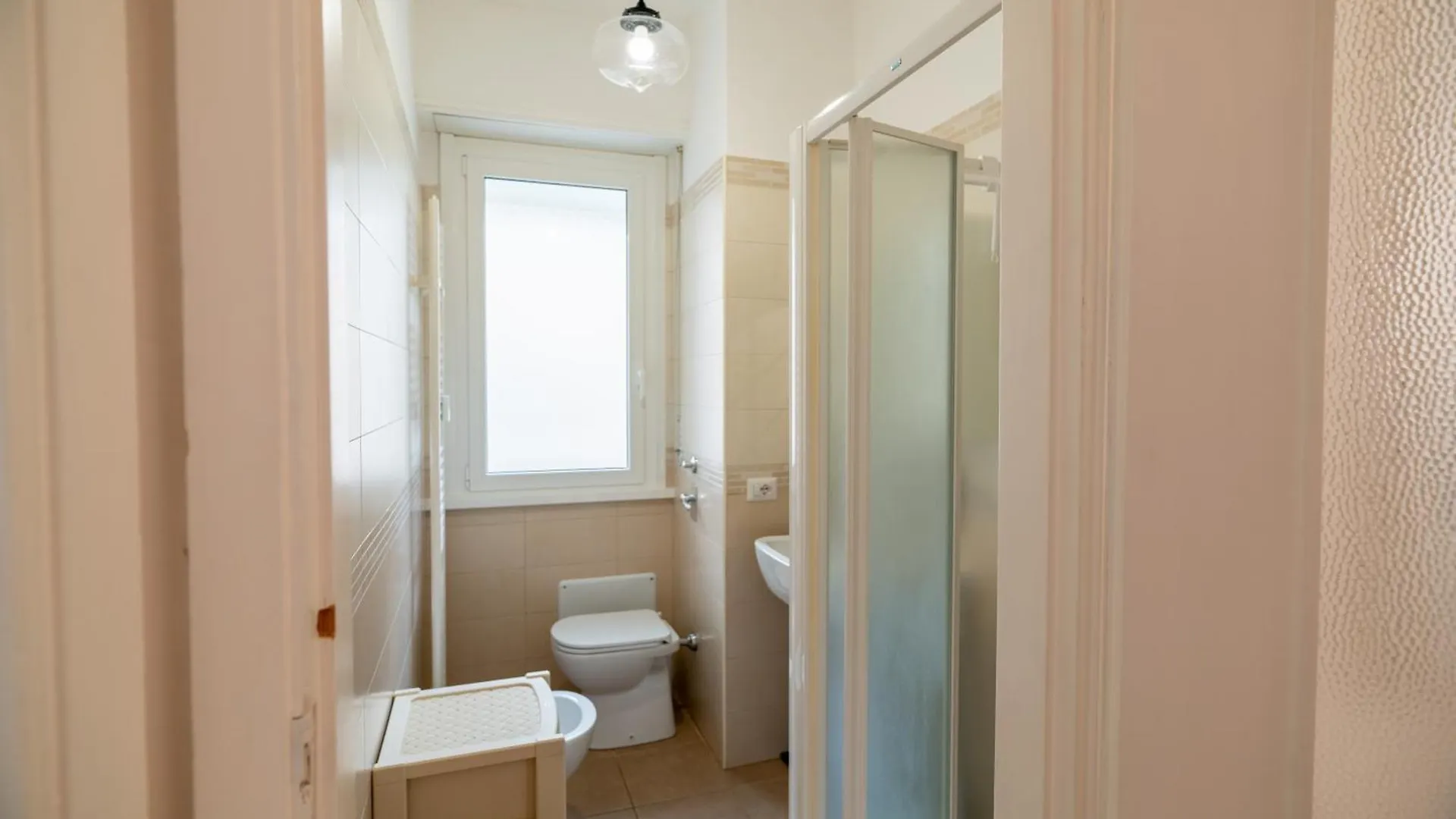 Sun & Color - Milano - 20 Mins Citycenter Apartment